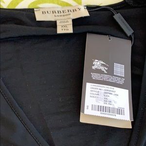 Black top v neck short sleeve